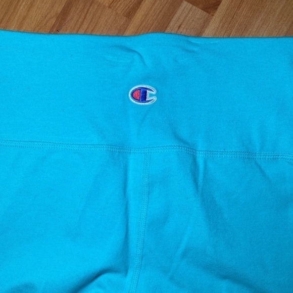 Champion‎ teal Bike short-Small - Picture 4 of 6